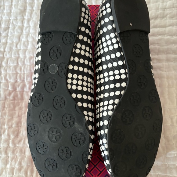 Tory Burch Small Marple Dot Reva Ballet Flat: Black & Ivory - Picture 8 of 16
